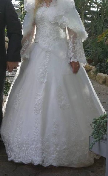 Suknia ślubna z rękawami - wzór Kate Middelton 2