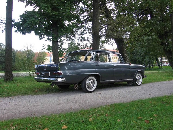mercedes W110